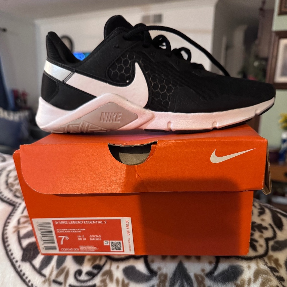 New Women's Nikes